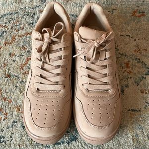 Dolce Vita Stellar Sneakers.